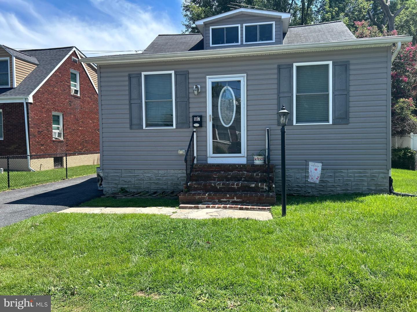 807 Platinum Avenue
