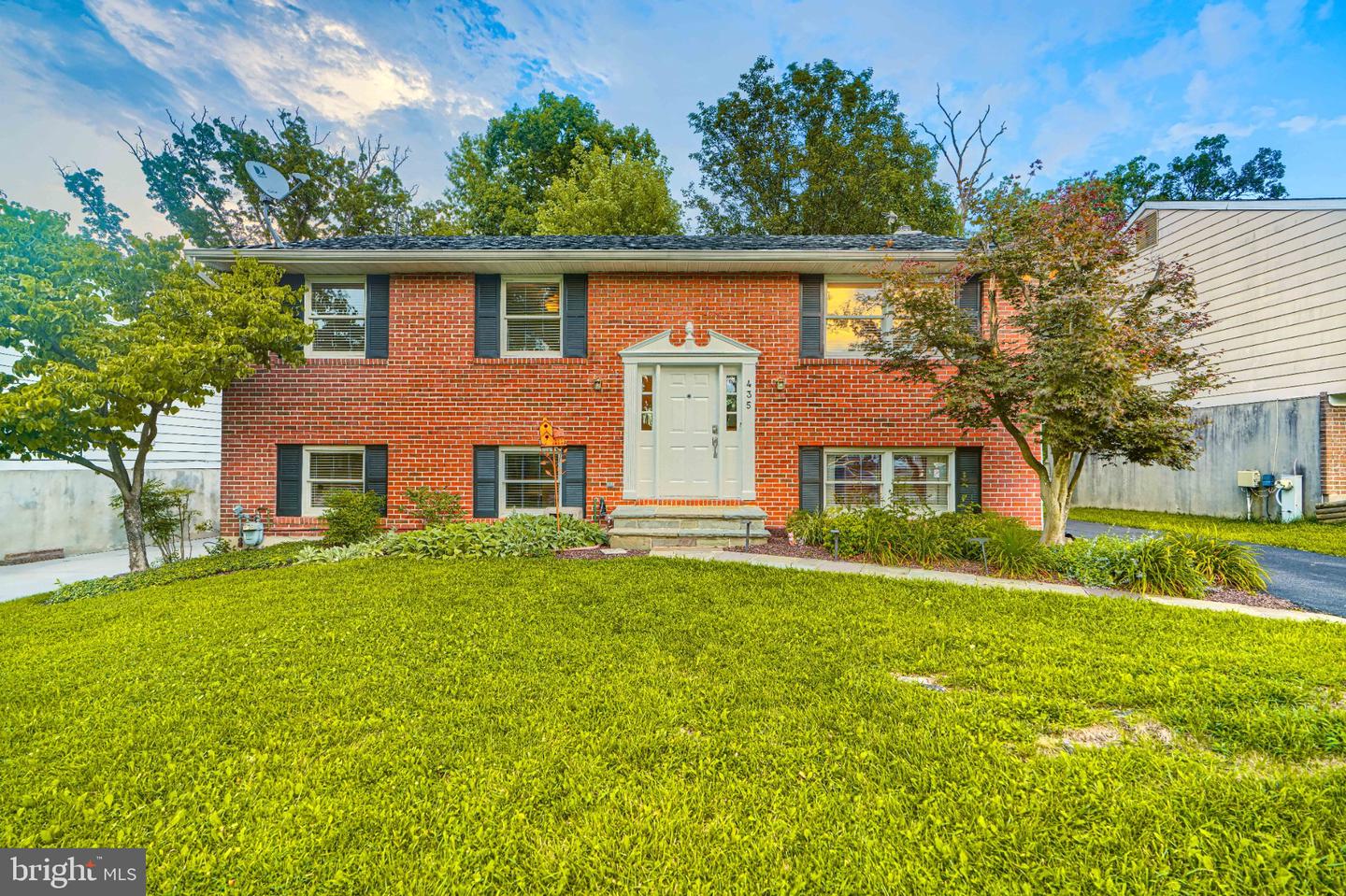 435 Westside Boulevard