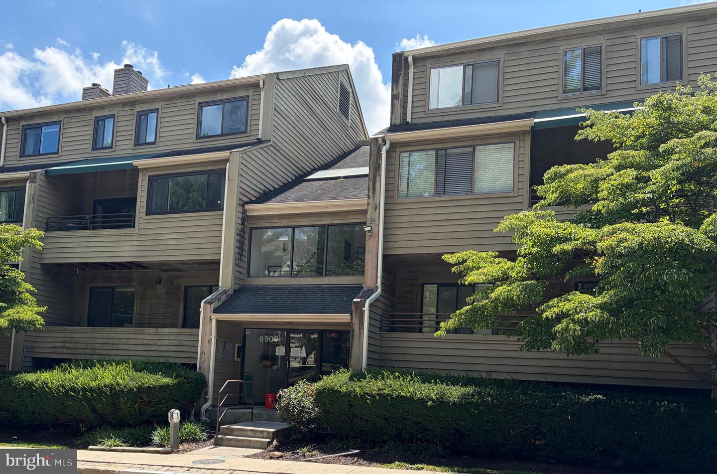 6909 Jones View Drive #2b