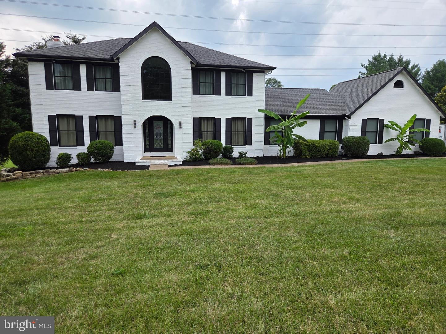 4 Celebrie Court