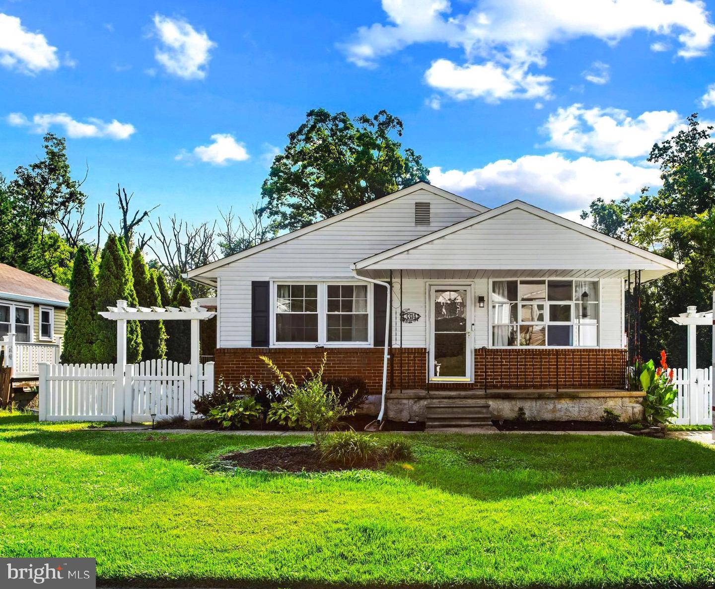 3314 Upton