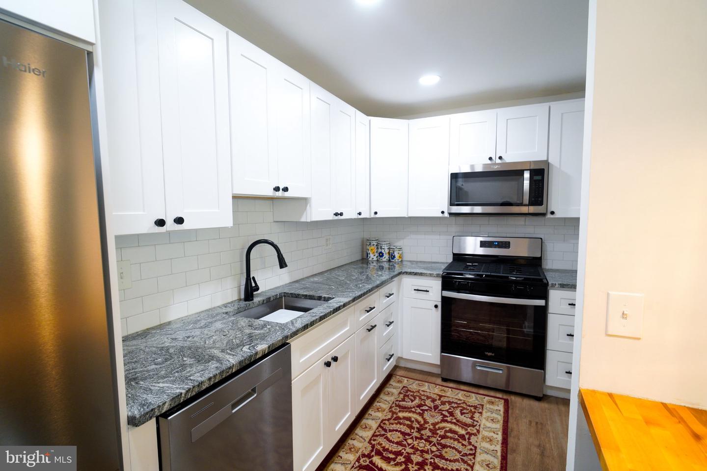 103 Fitz Court #203