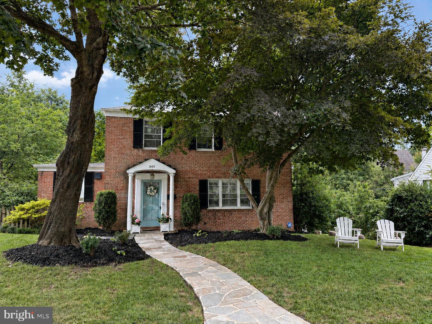 307 Worthington Road