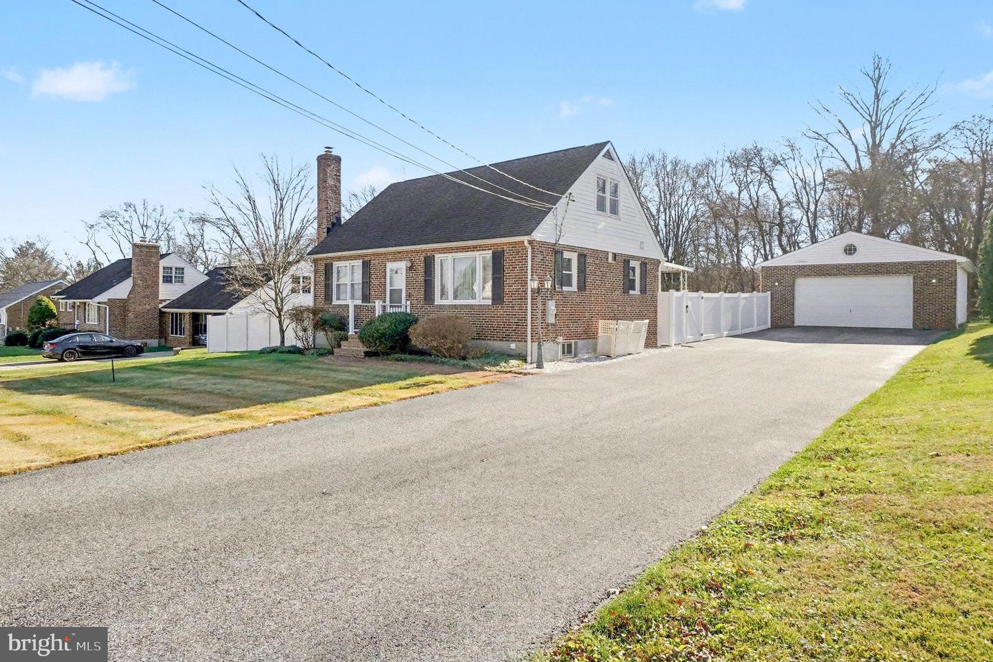 5809 Pine Hill Drive