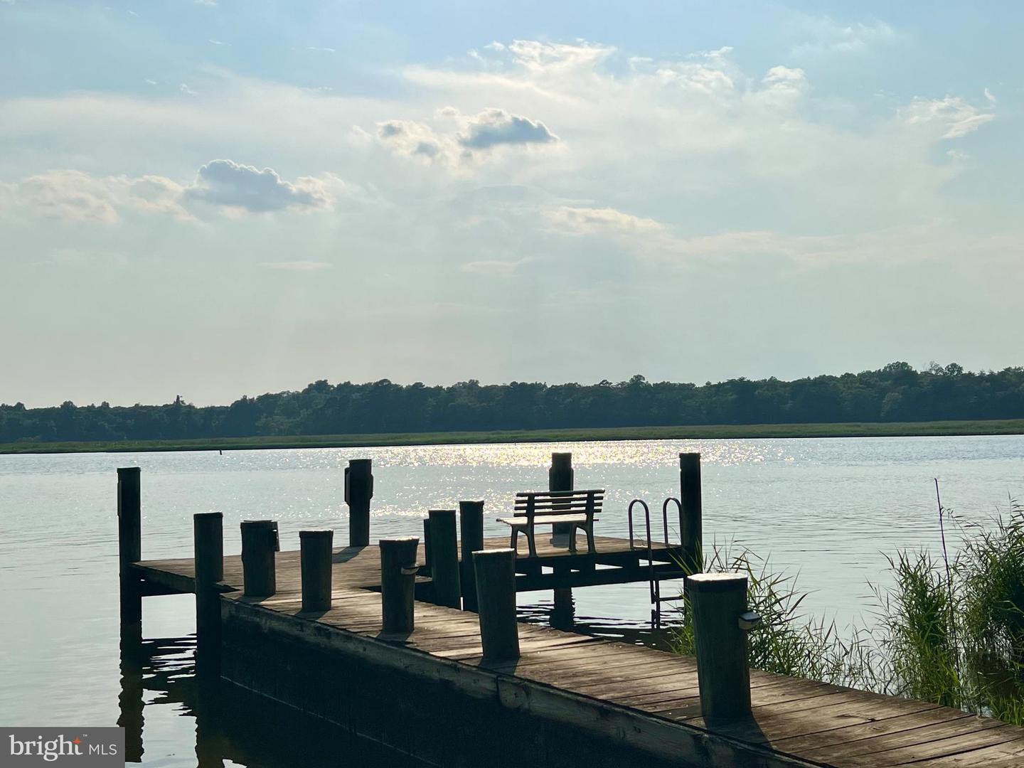 4200 Landing Lane, Dunkirk