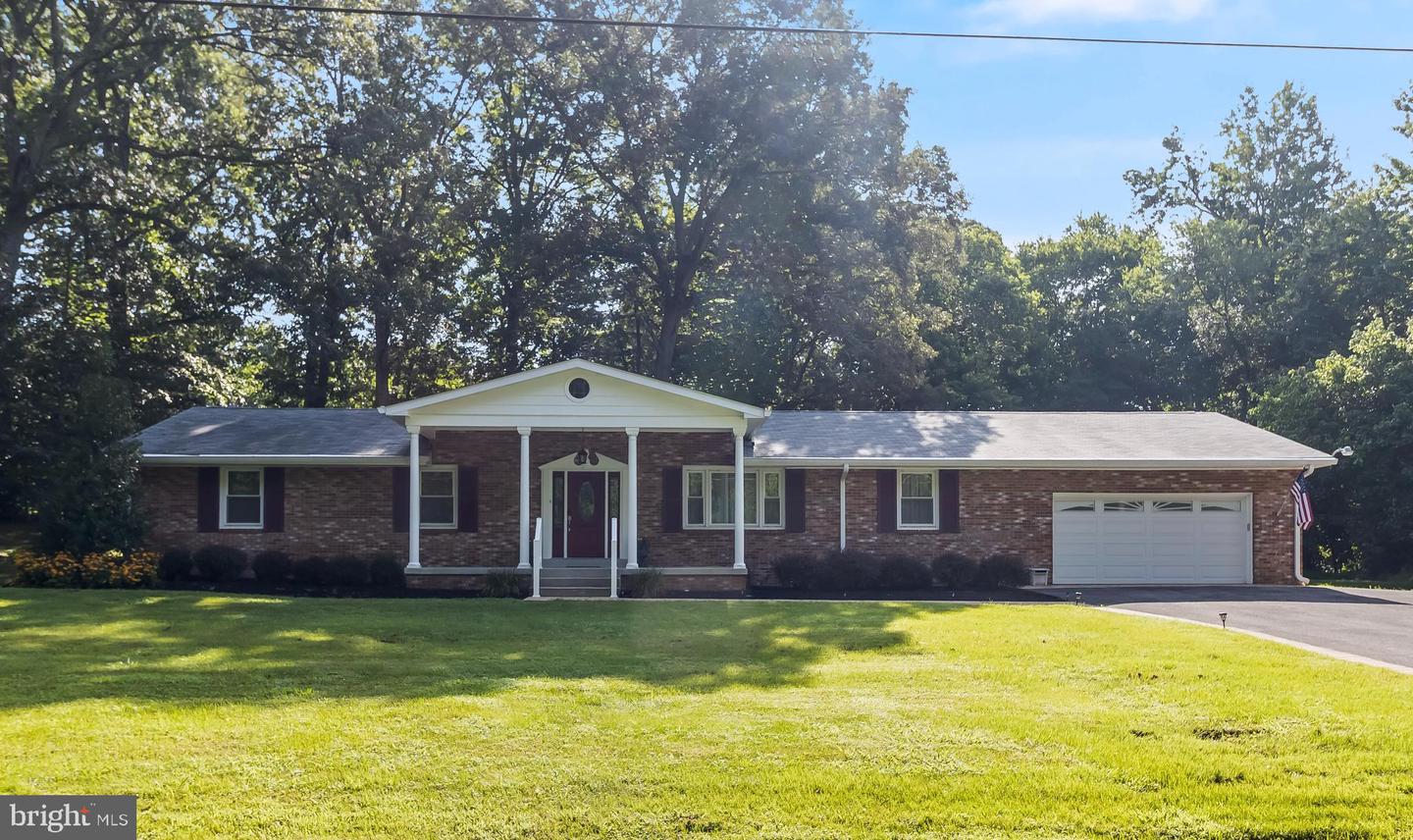 11215 Maplewood Drive, Dunkirk