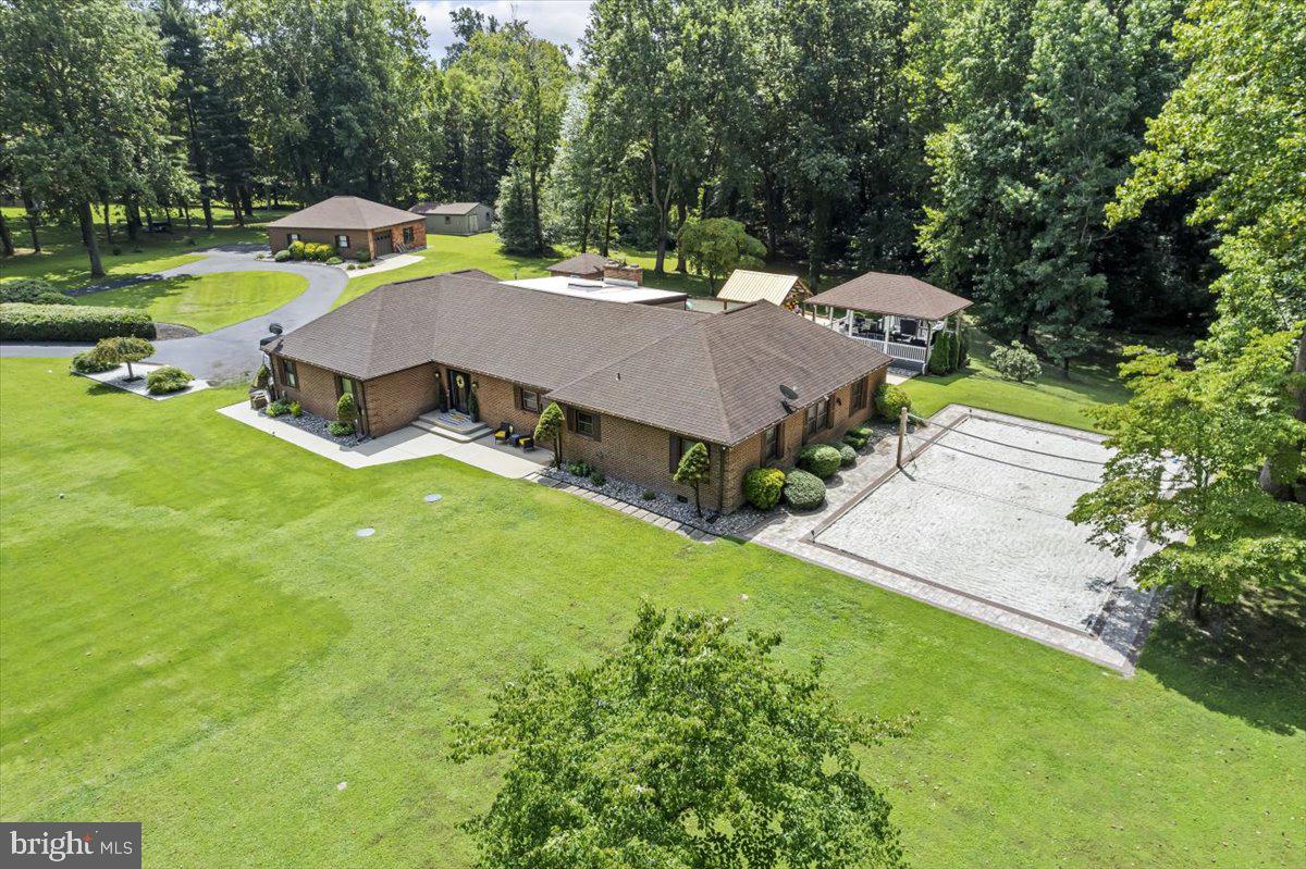 11840 Cedarwood Drive, Dunkirk