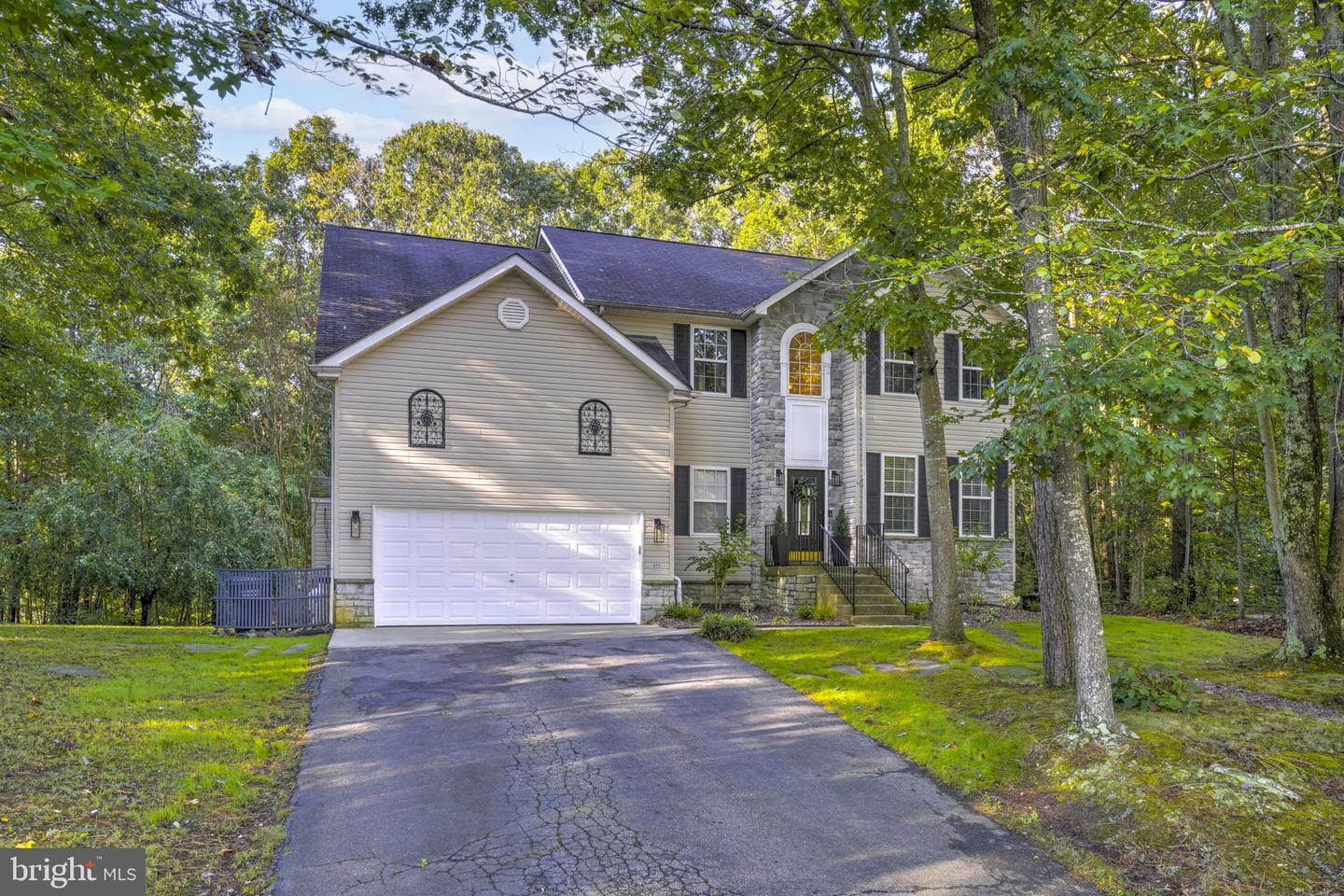 115 Austyn, Saint Leonard