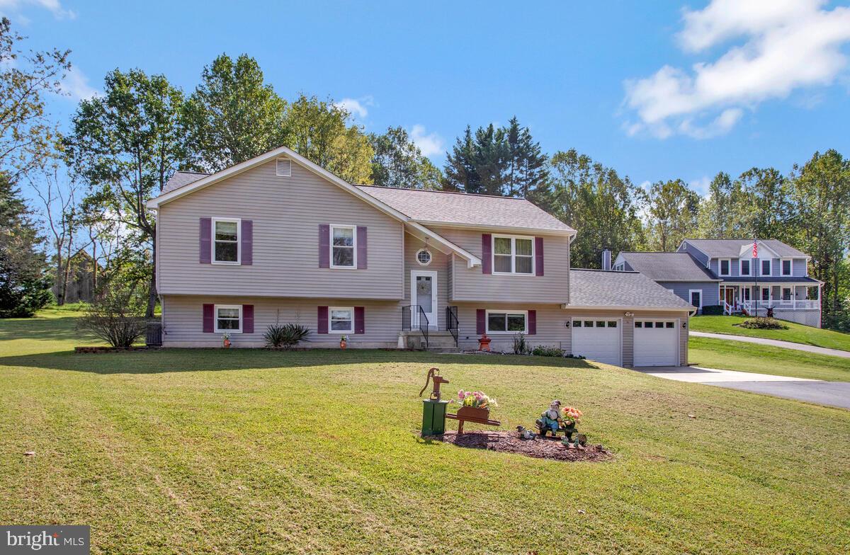 70 S View Drive, Huntingtown