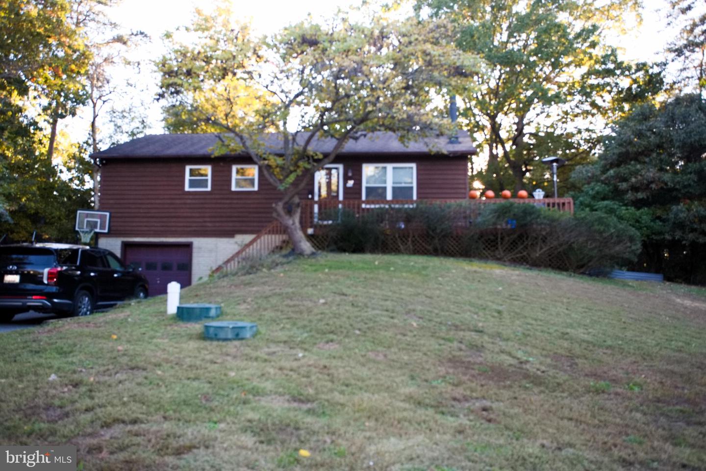 542 Chisholm Trail