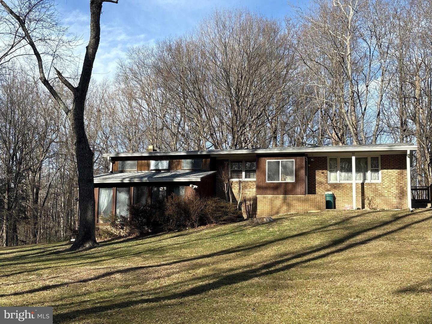 1662 Paris Oaks Road, Owings