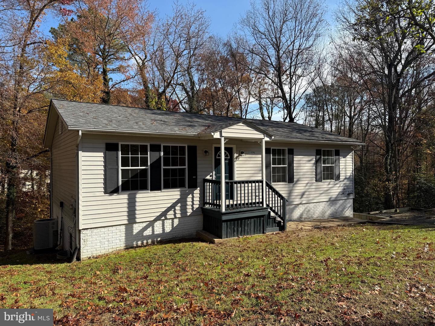 11570 Tomahawk Trail W, Lusby