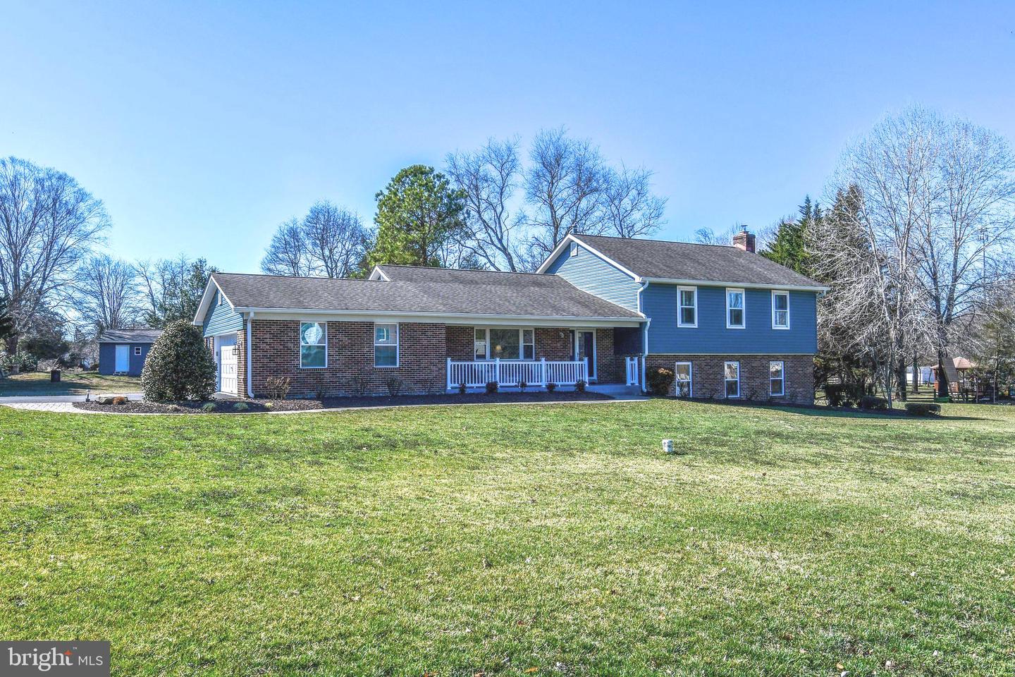 3312 Smithville Drive, Dunkirk