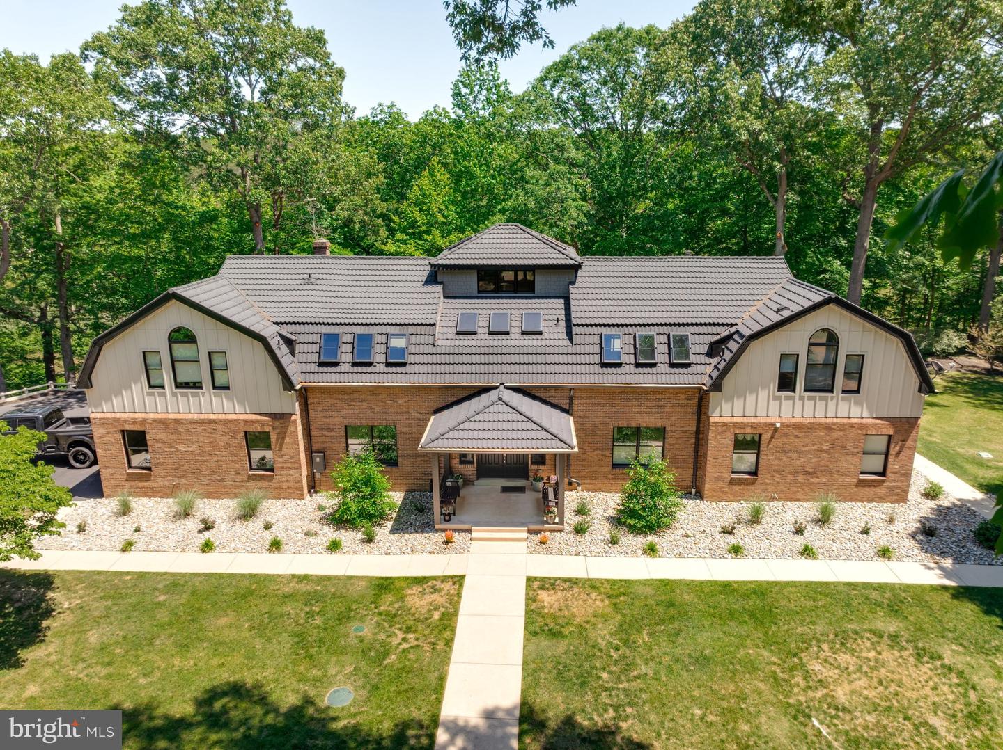 7785 Swan Lane