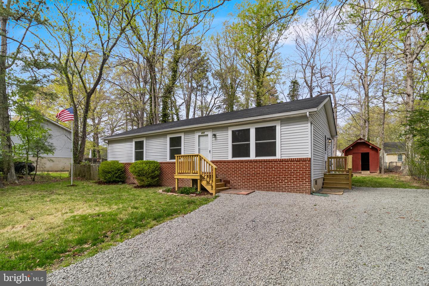 818 San Mateo Trail, Lusby