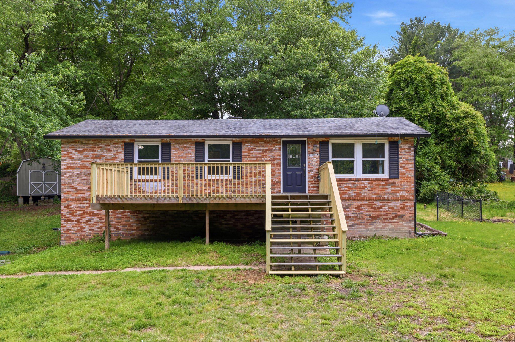 941 Pat Lane, Huntingtown