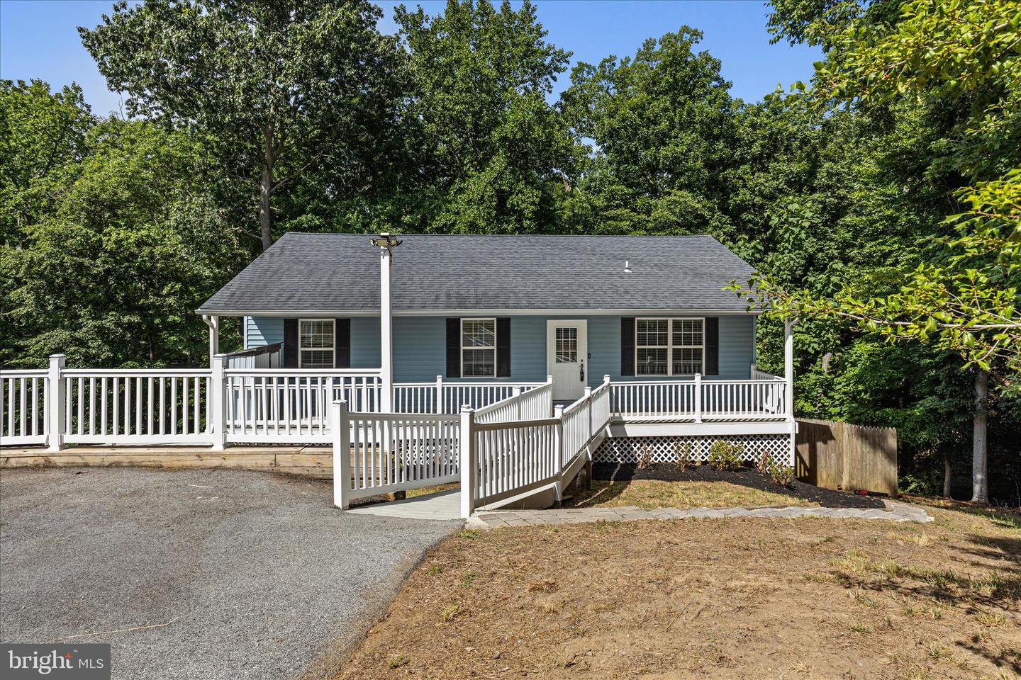 12525 Adobe Circle