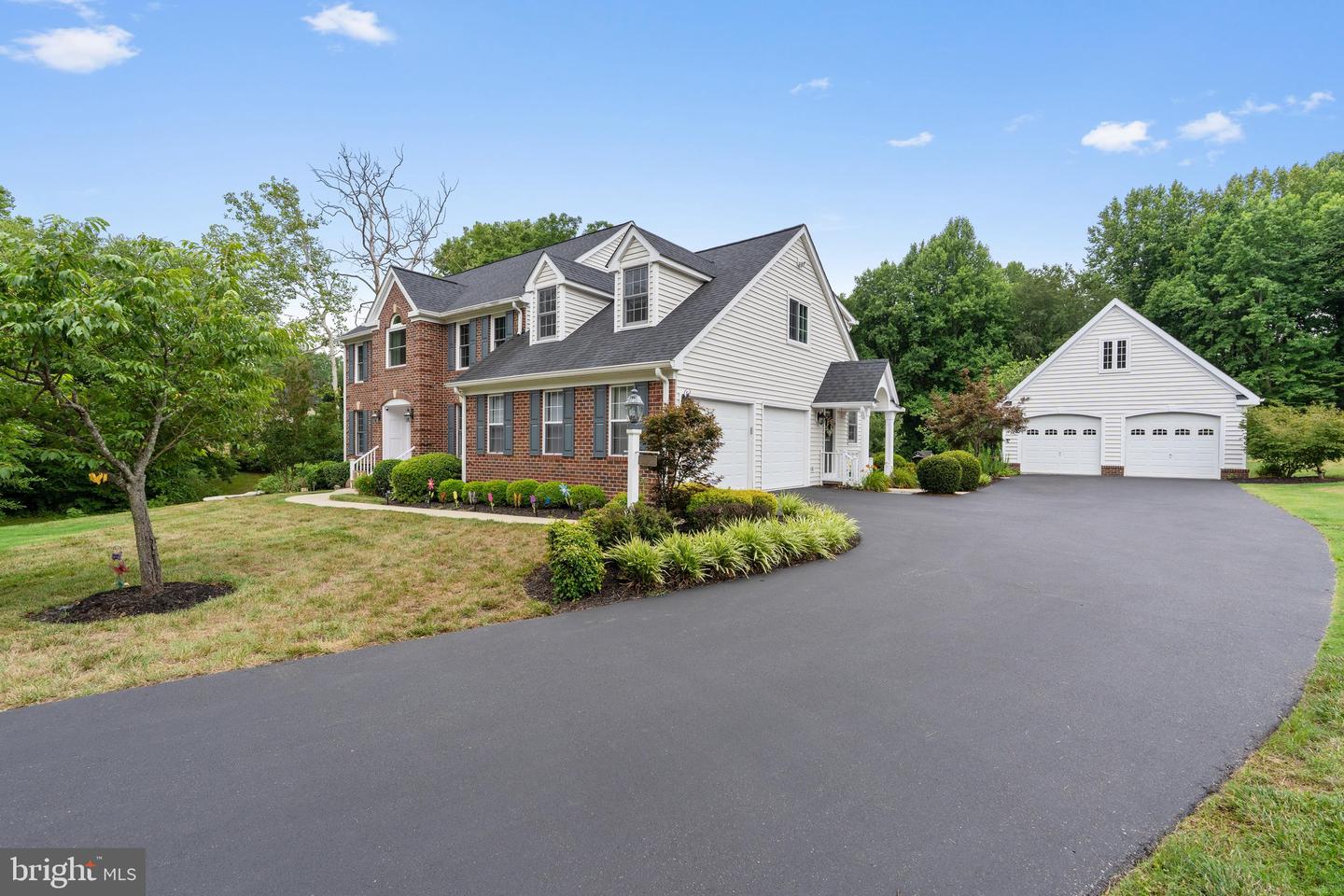 1110 Somerset Lane