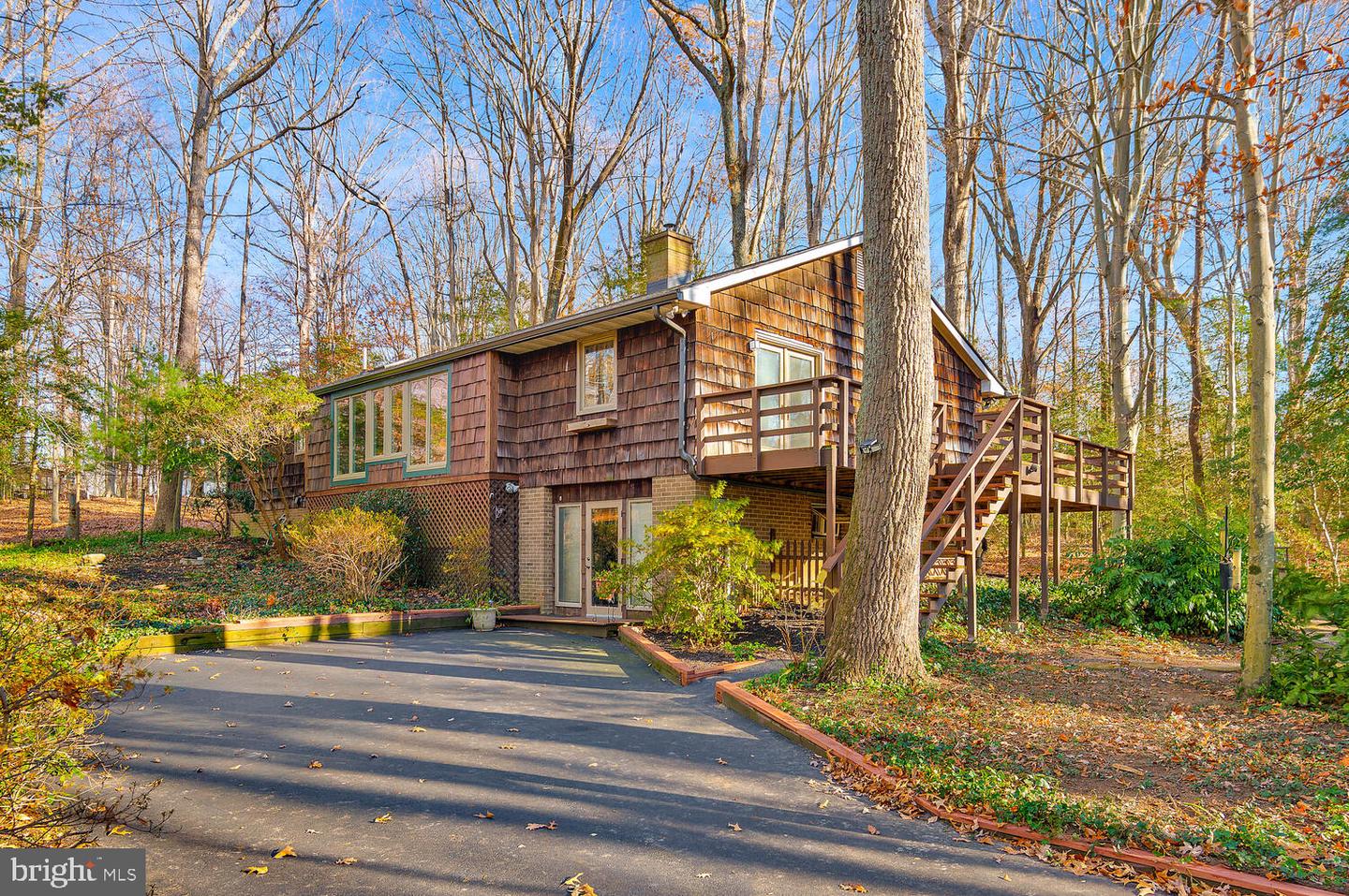 111 Autumn Court