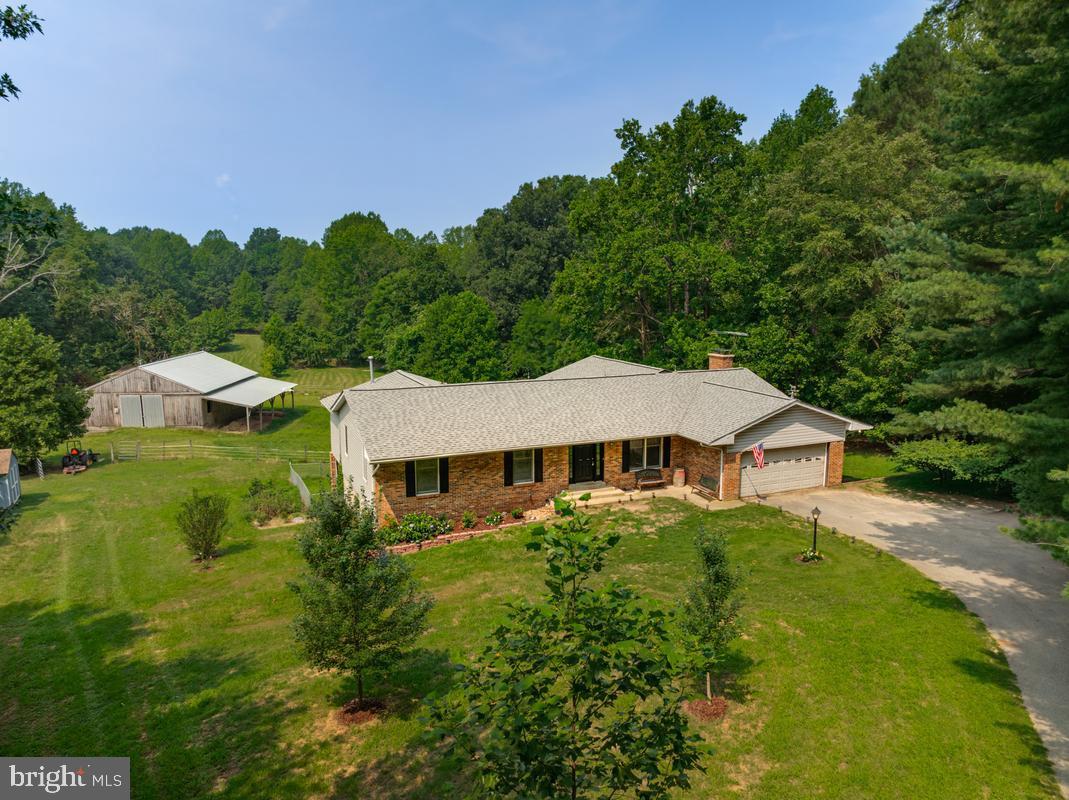 200 M F Bowen Road