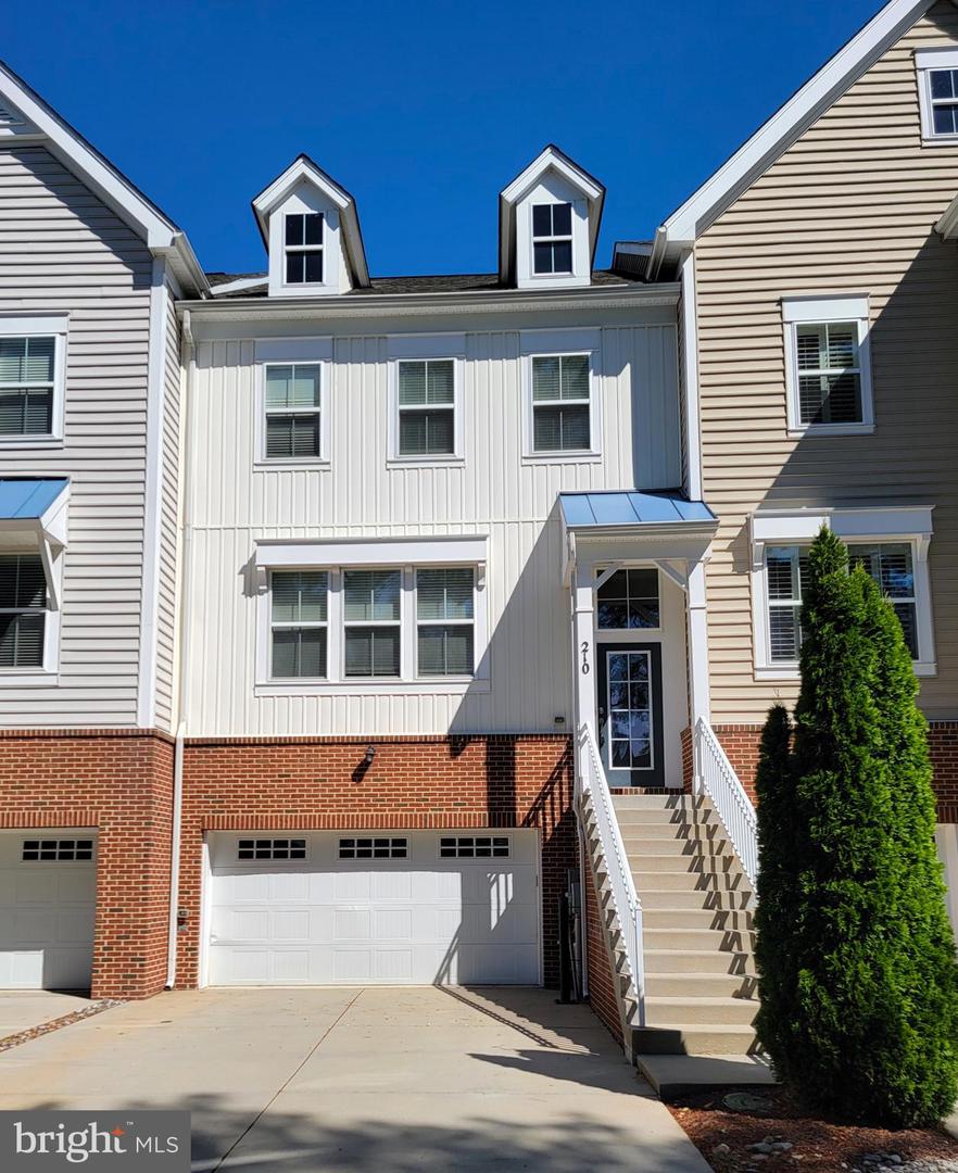 210 Oyster Bay Place #c2