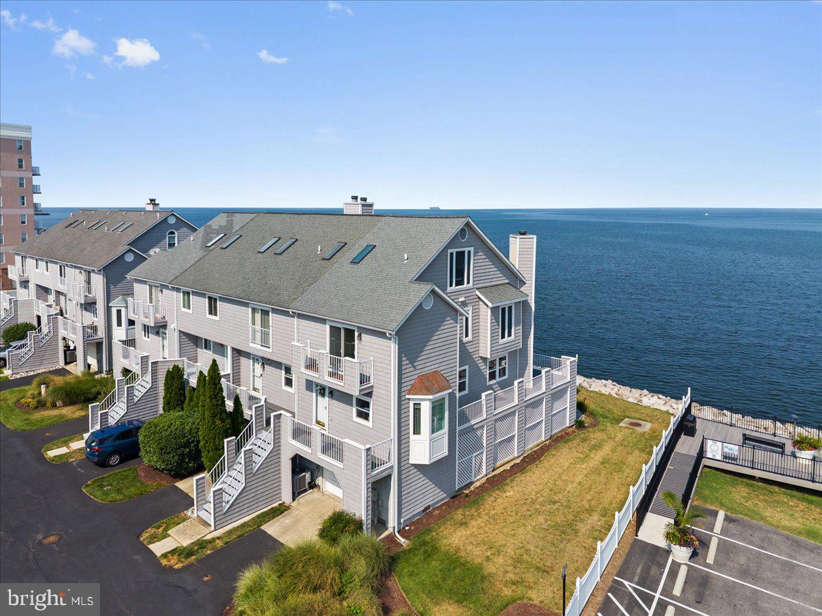 8337 Bay Crest Court