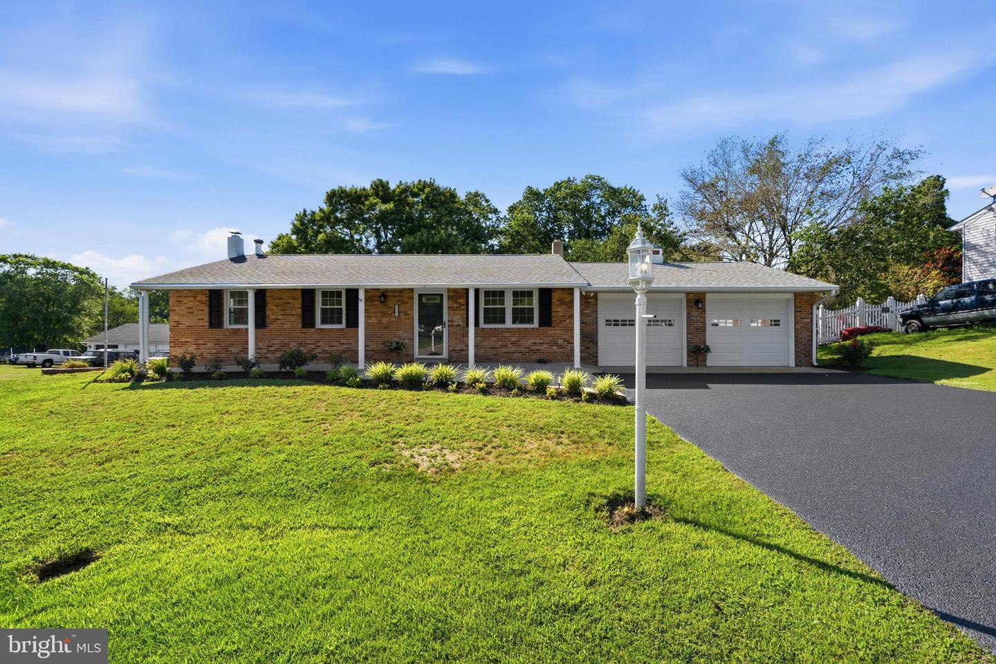 12182 Cavalier Drive, Dunkirk