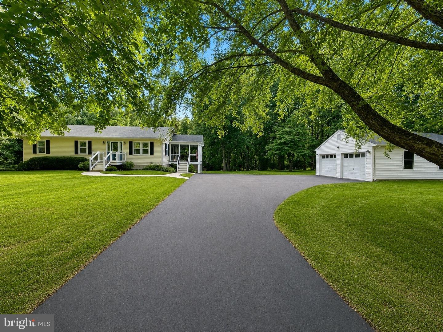 5401 Cove View Drive