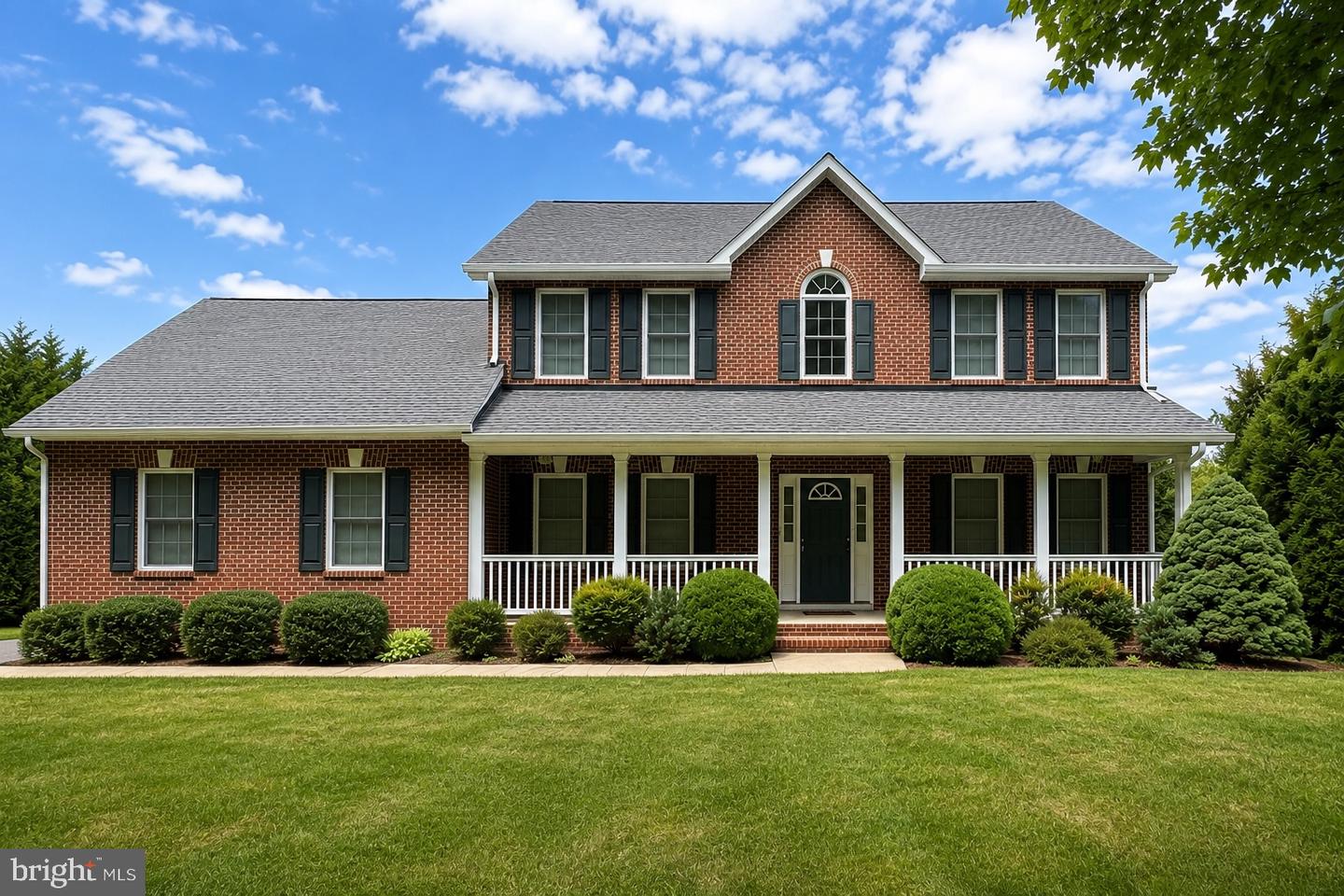 183 Cross Drive