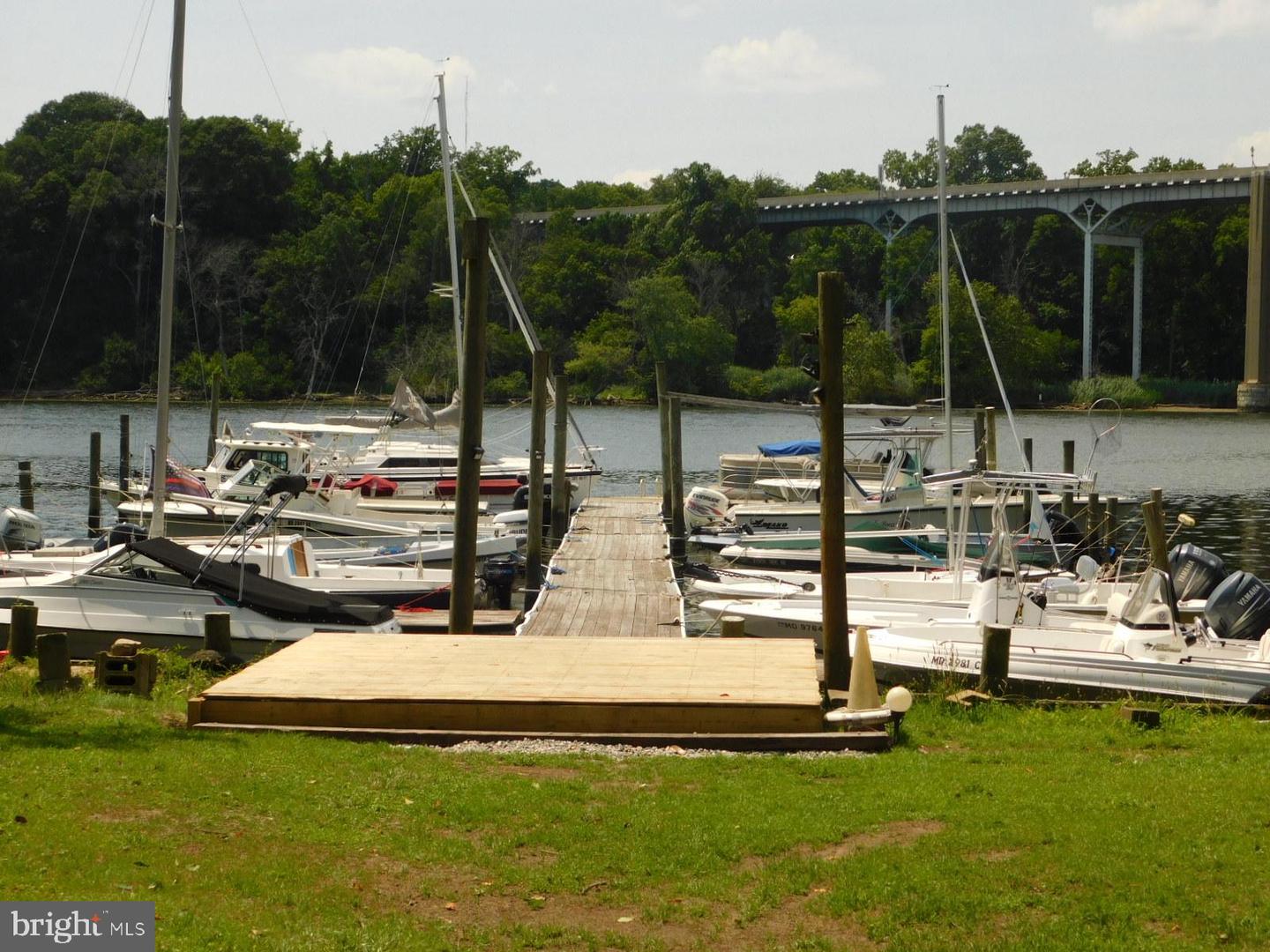 41 River Road