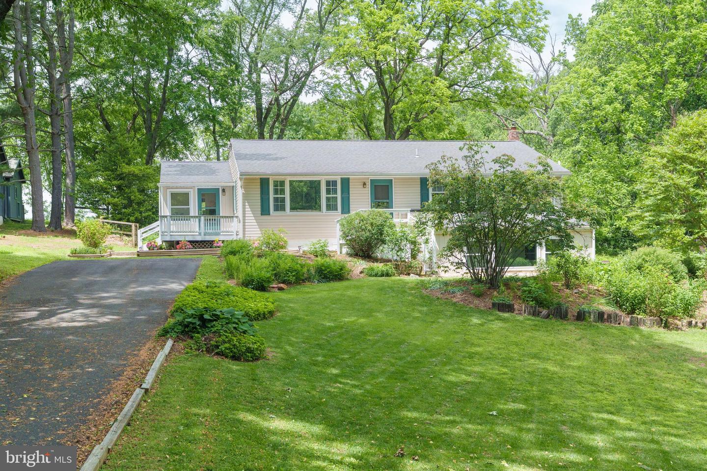 103 N Edgewood Drive, Elkton