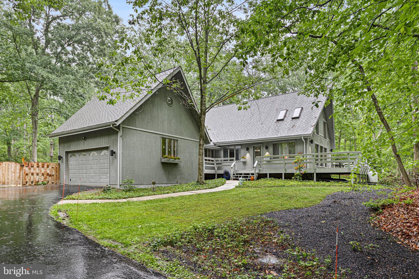 39 Oak Forest Lane, North East