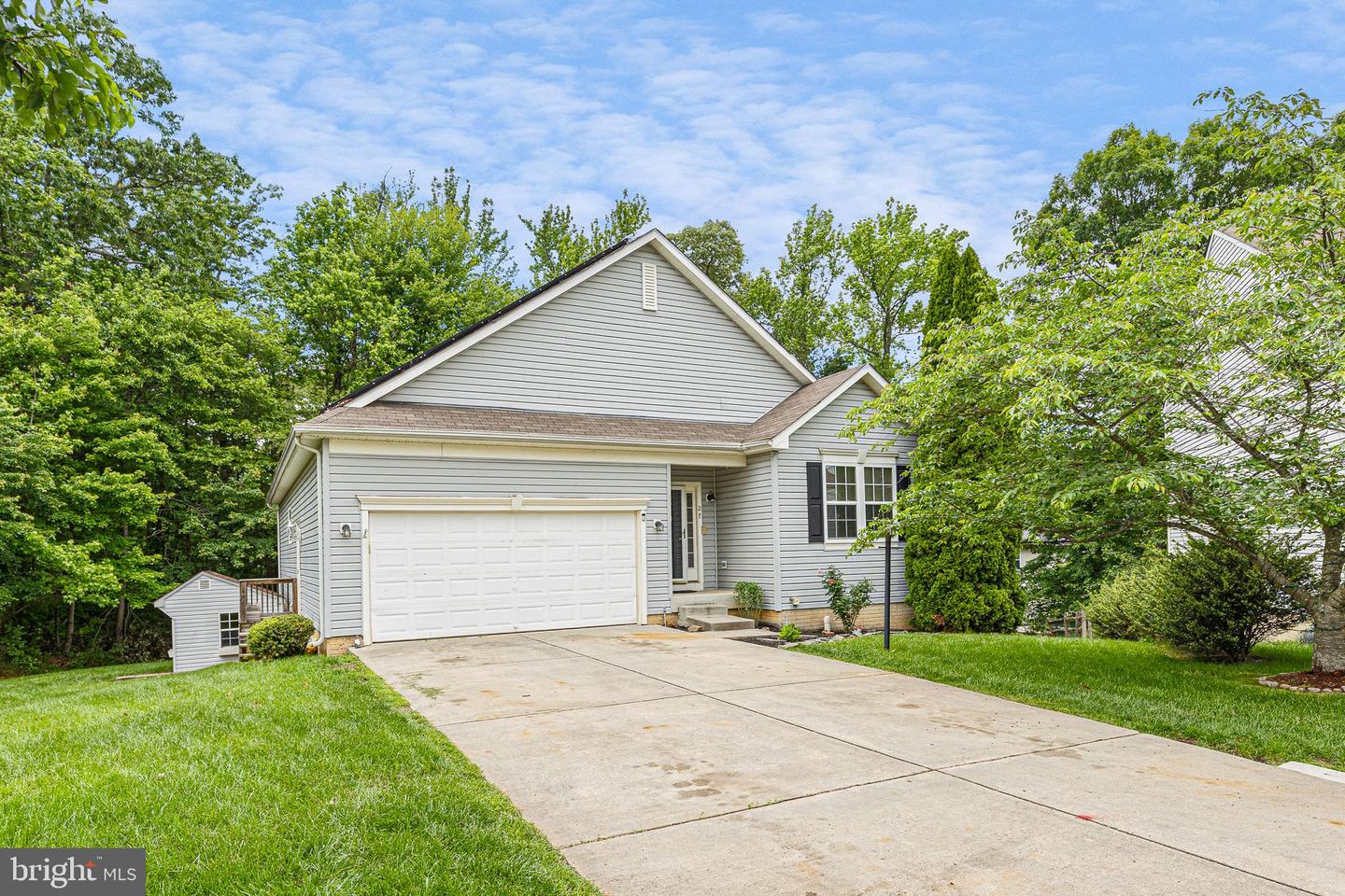 27 John Adams Lane, Elkton