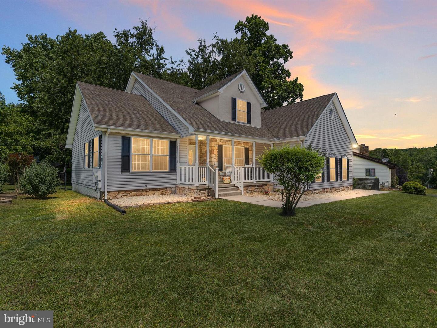 5185 Turkey Point Road, North East