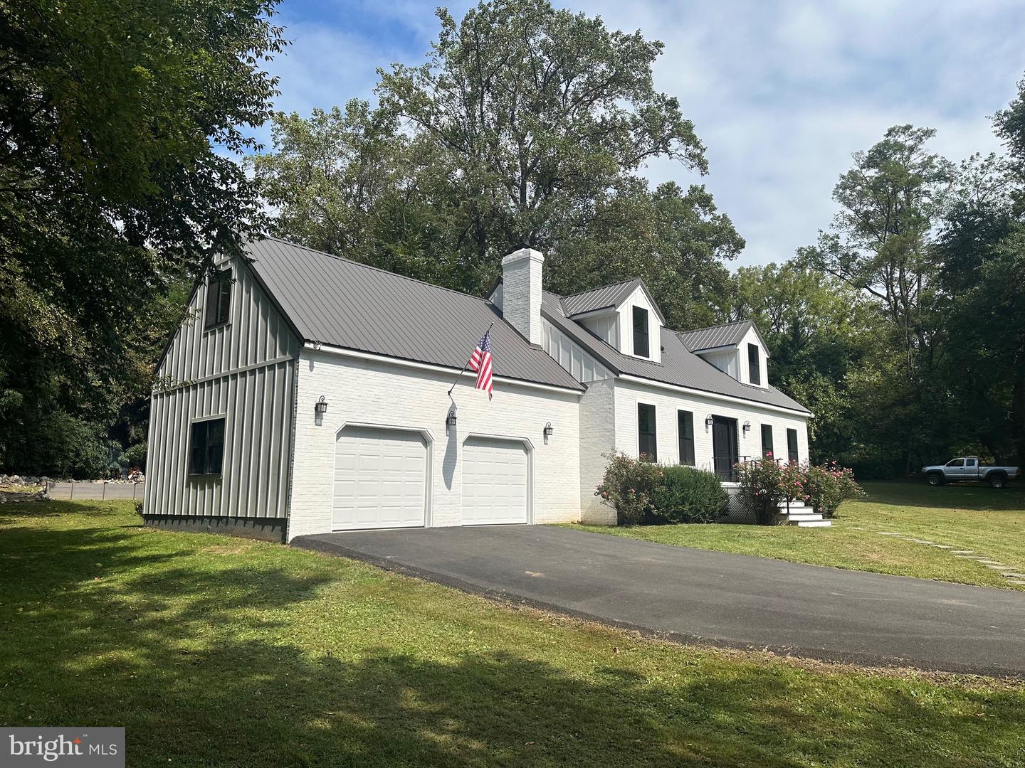 65 Jackson Hall School Road, Elkton