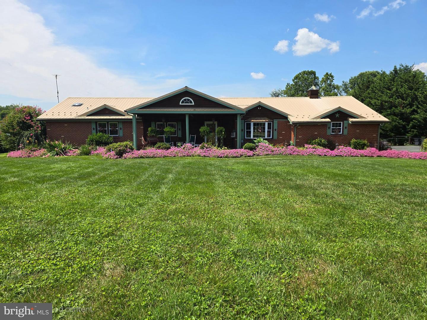 757 Doctor Miller Road, North East