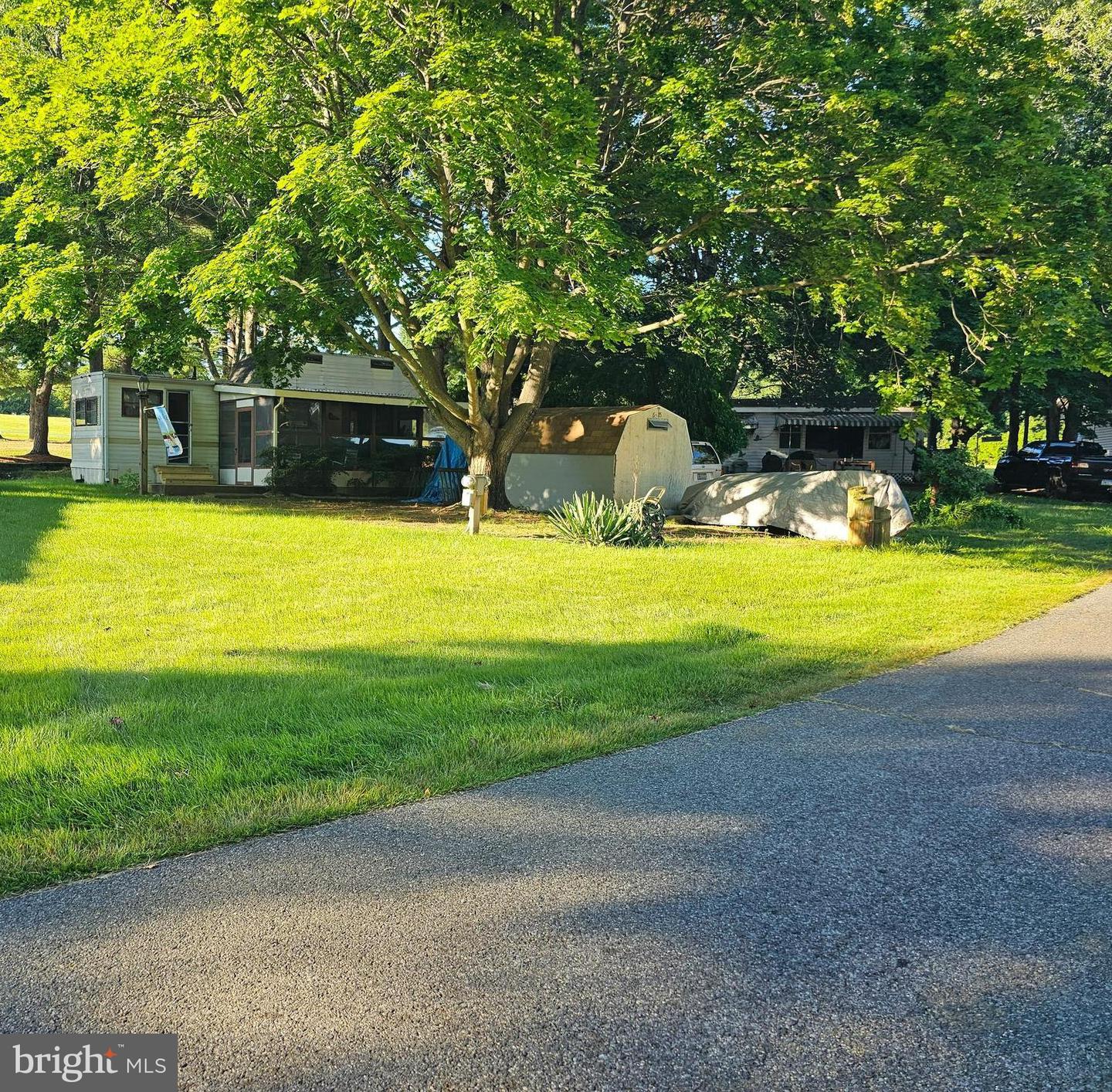 15, 16 Hiawatha Drive #glen 6