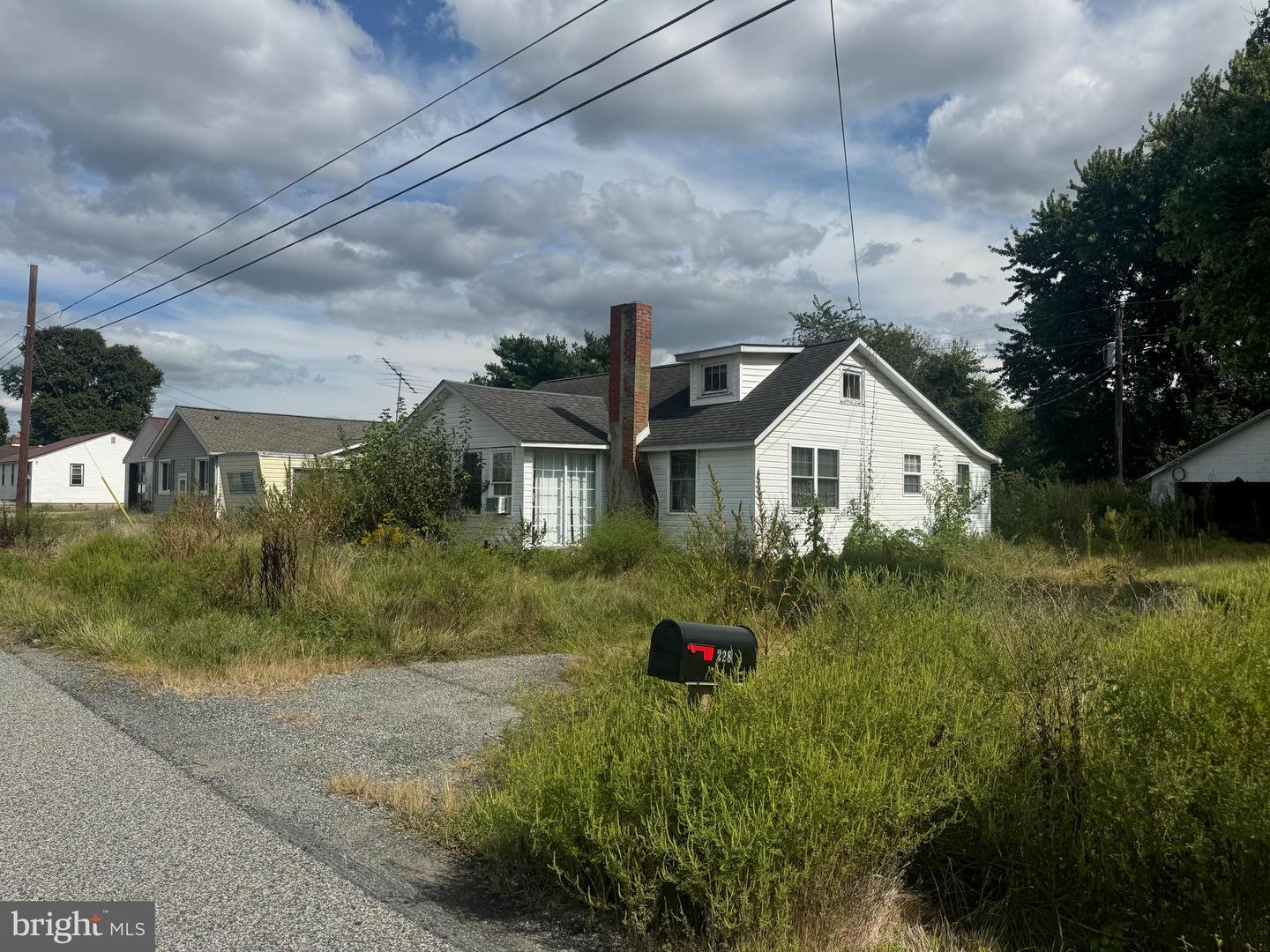 228 Main Street, Warwick