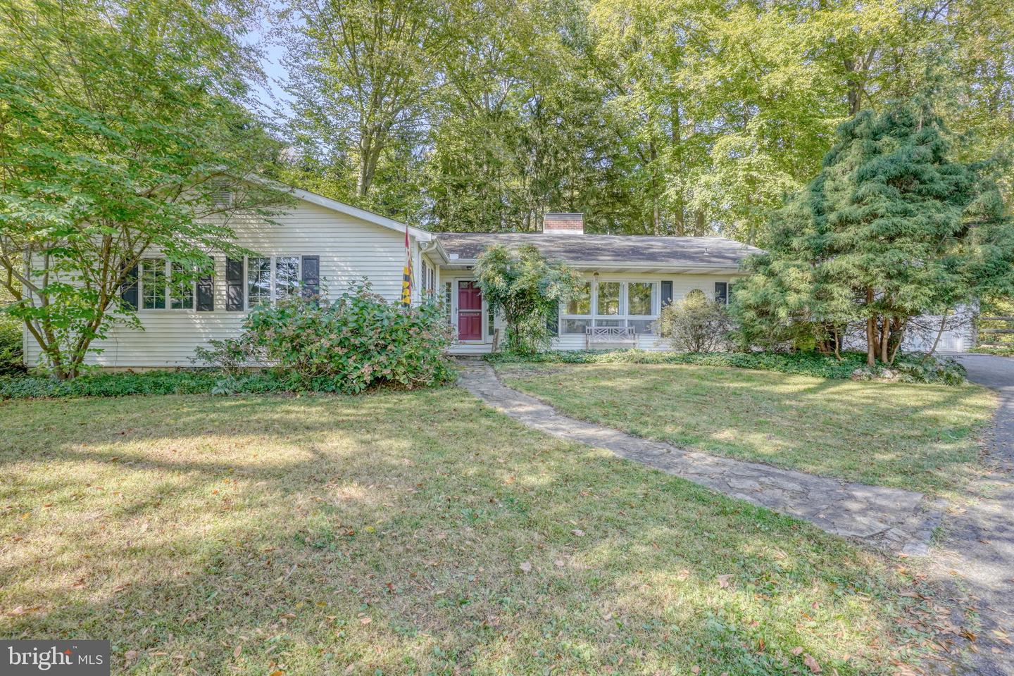 17 E Parkway, Elkton