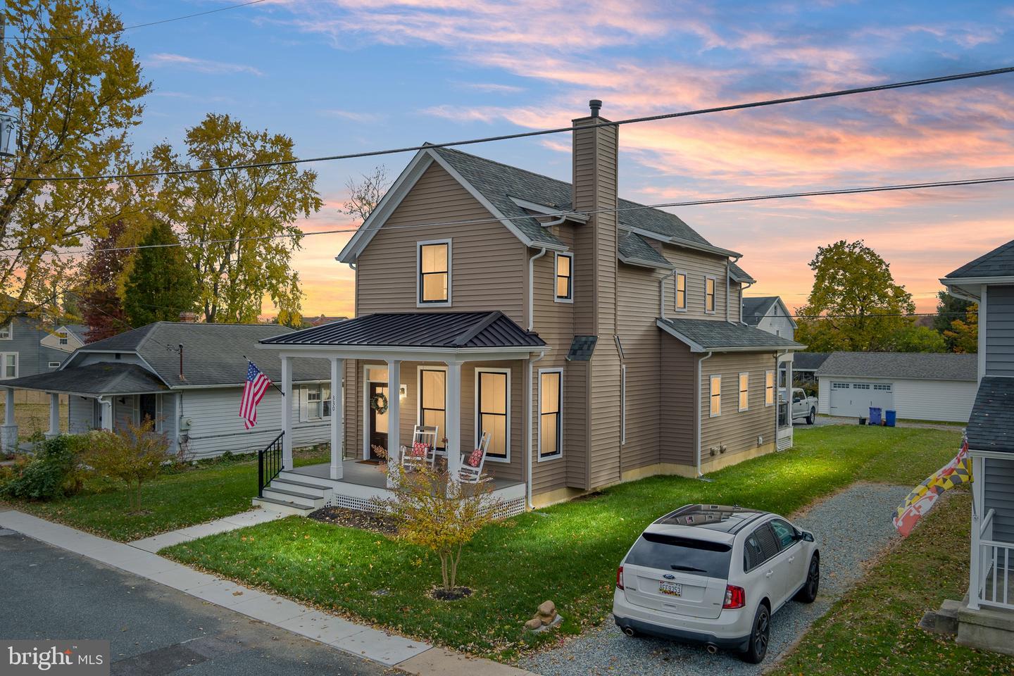 330 Cecil Street