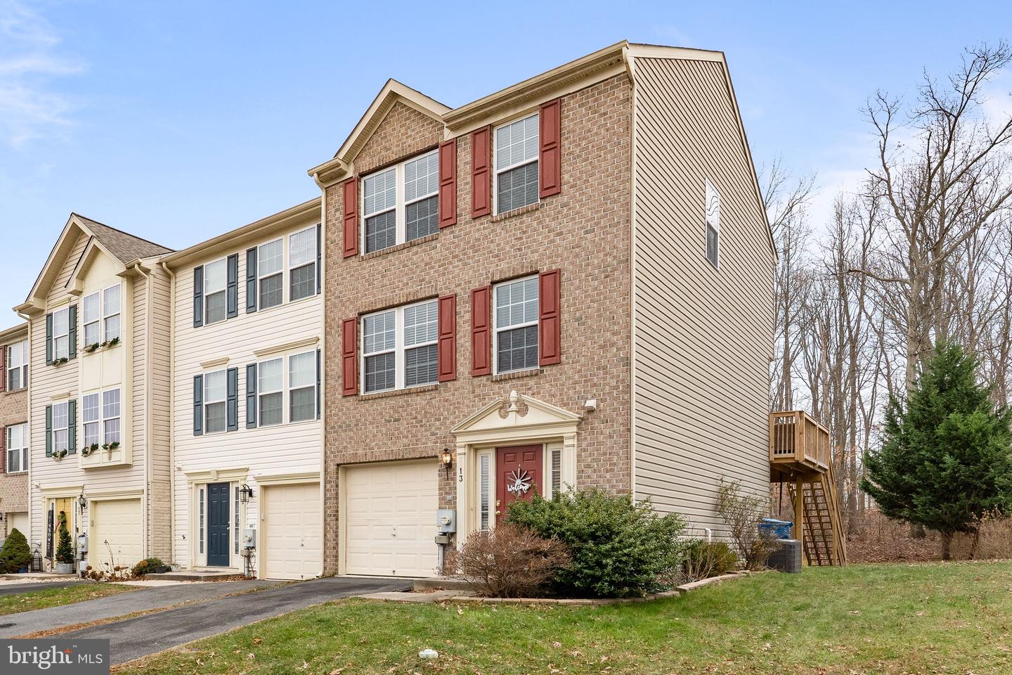 13 Magnolia Drive, Elkton