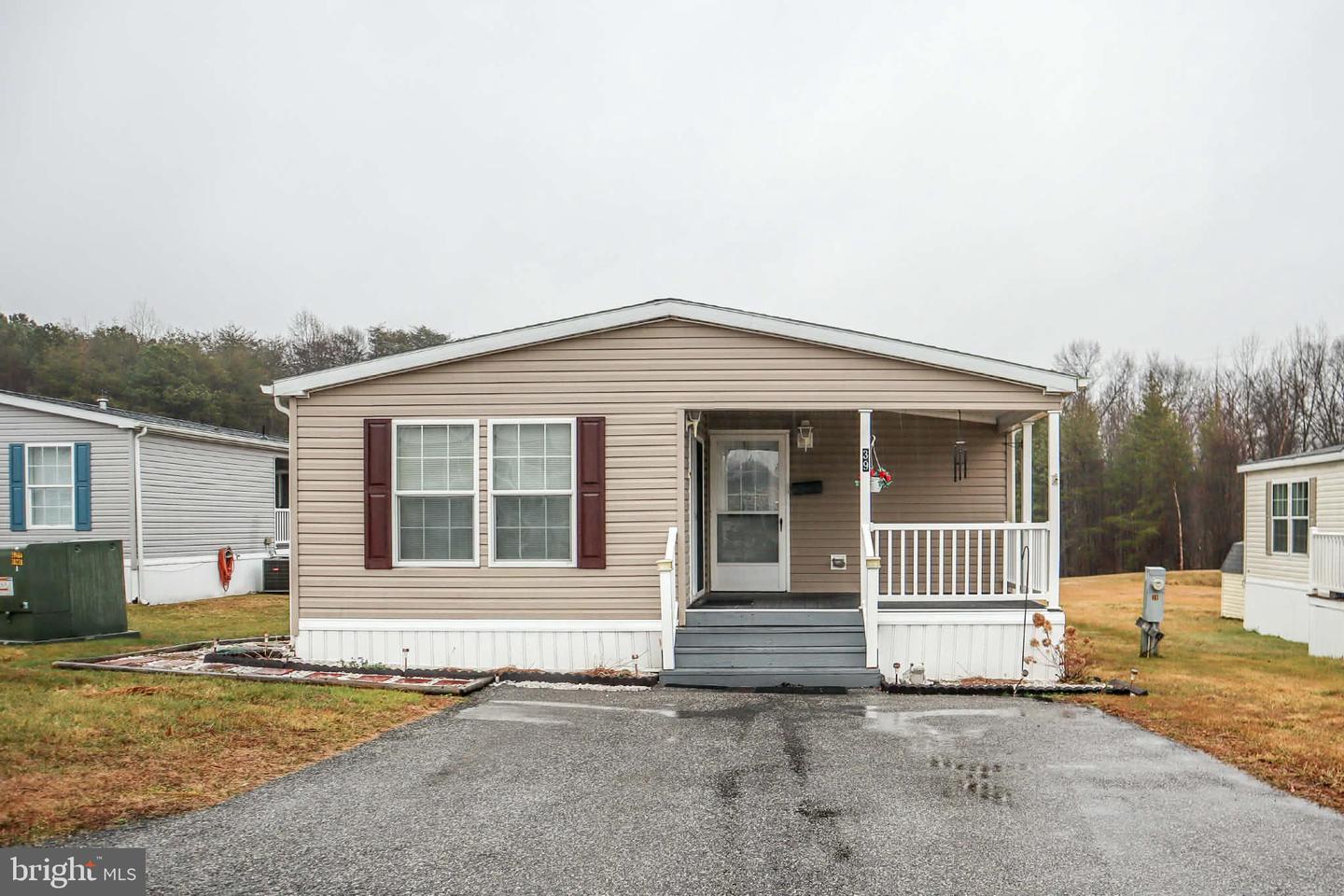 39 Queen Eleanor Drive