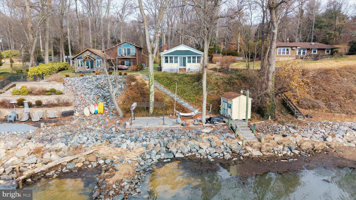8 High Point Road, Perryville