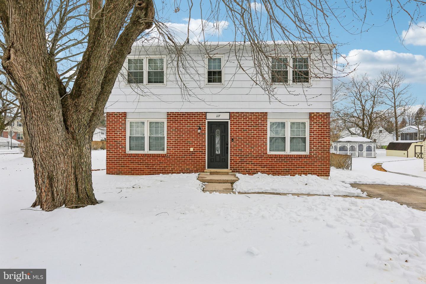117 W Village Road, Elkton