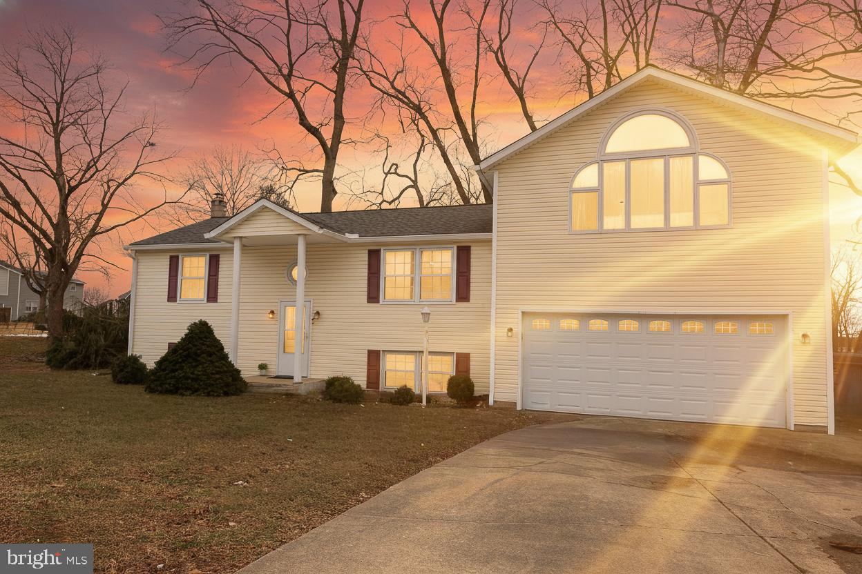 105 W Village Road, Elkton