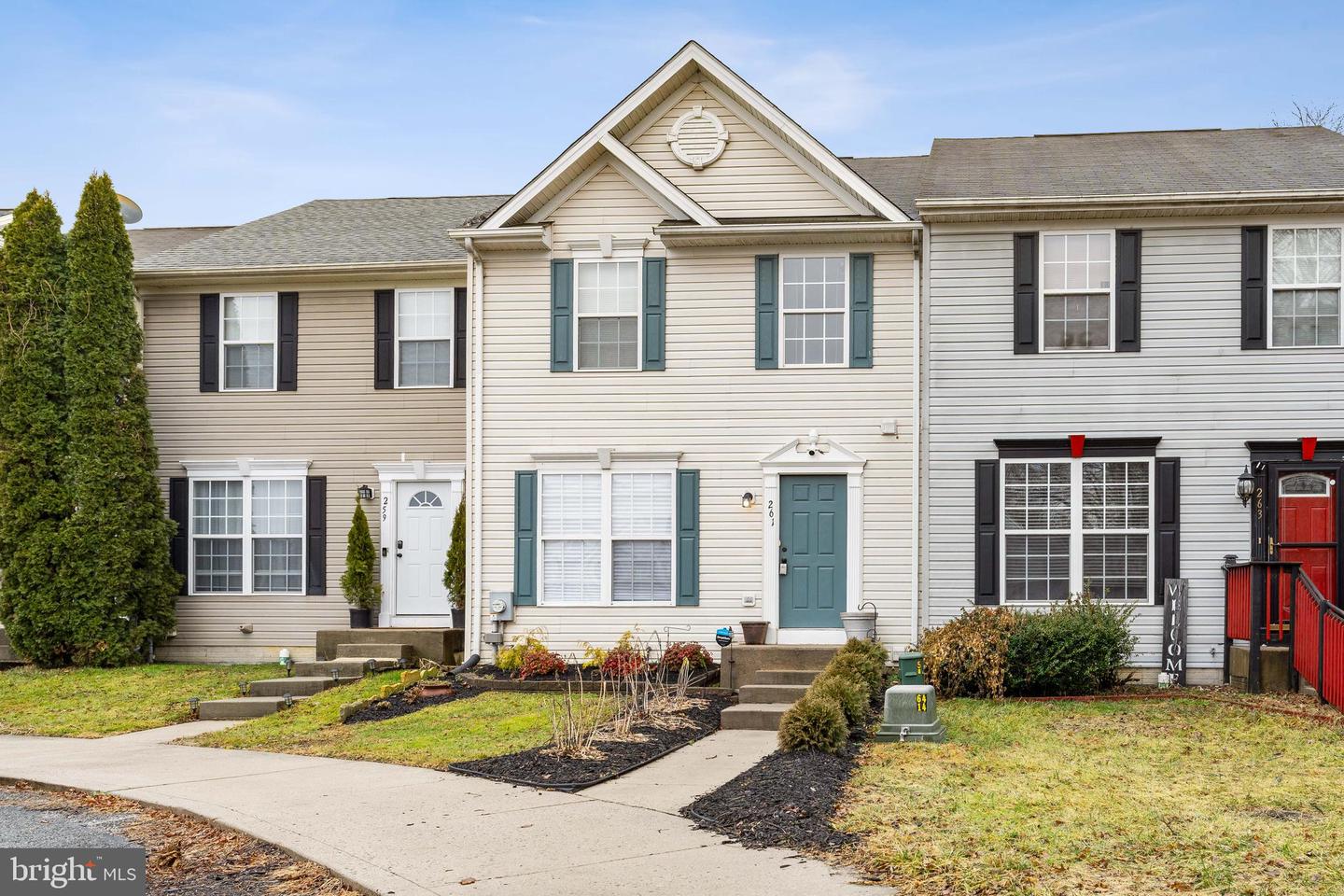 261 Douglas Street, Elkton