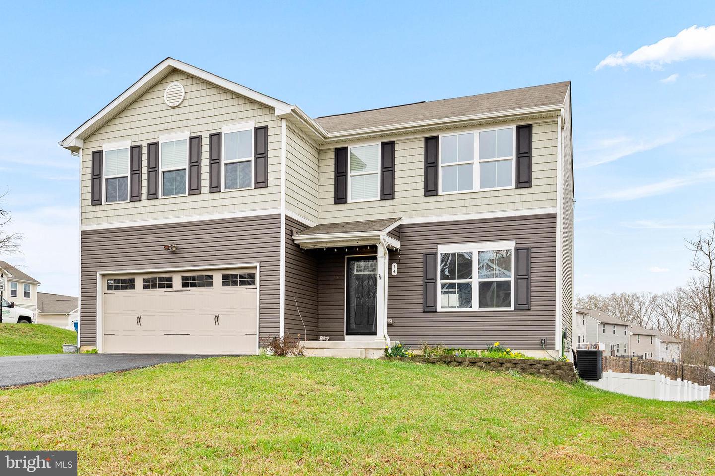 14 Blue Spruce Way, Elkton