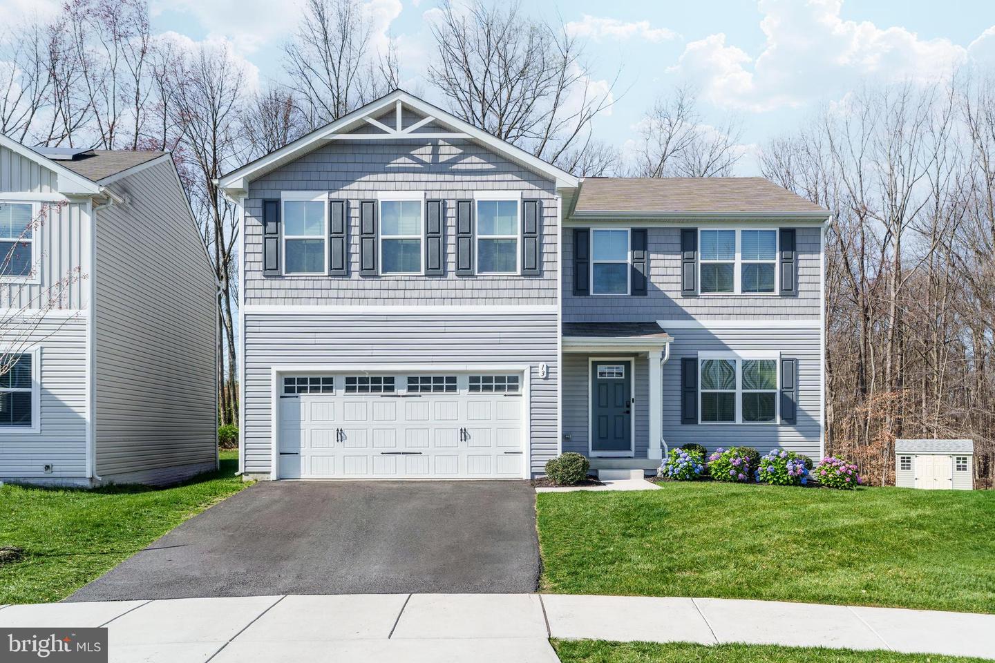 13 Sequoia Place, Elkton