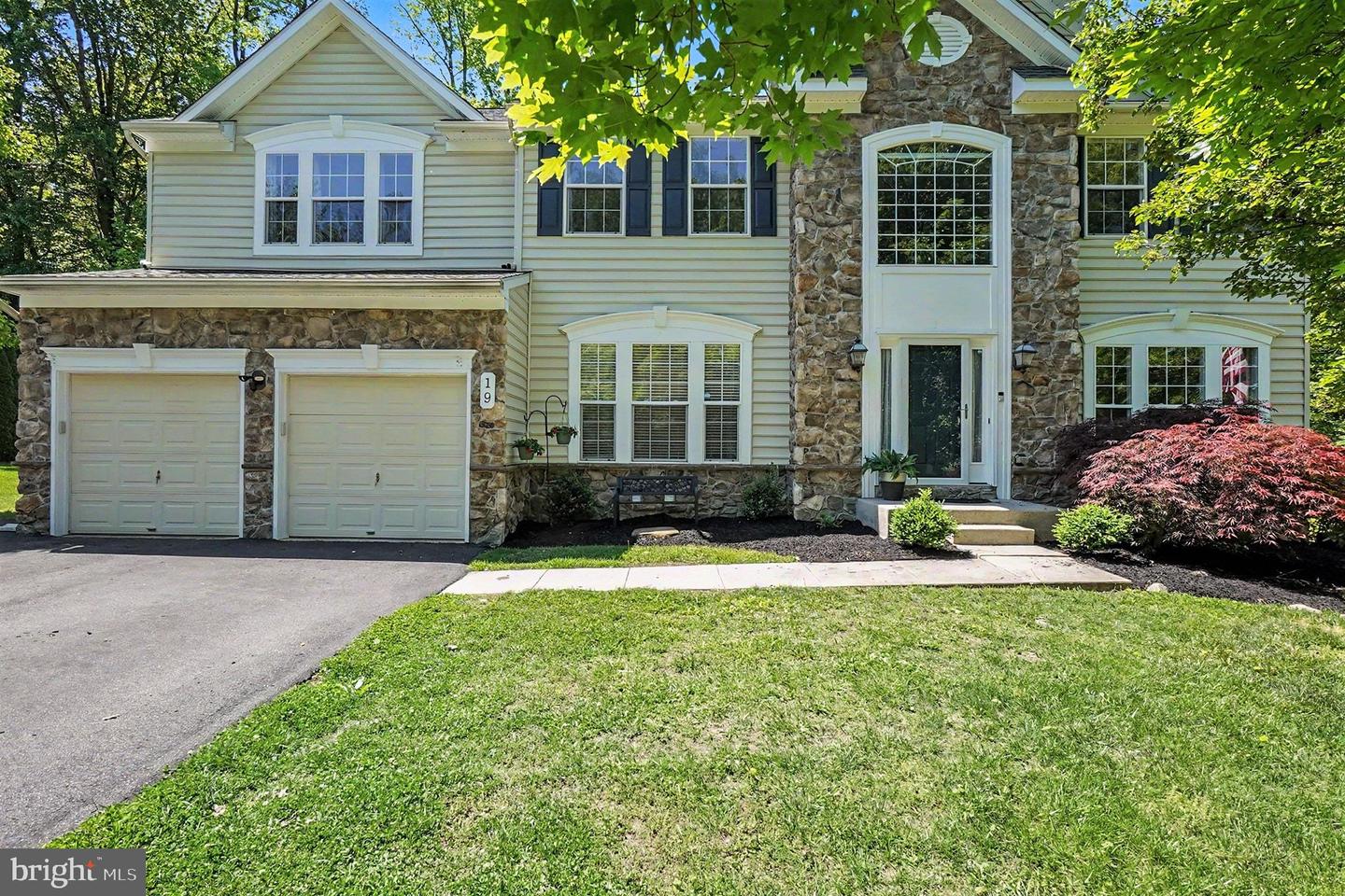 19 Crescent Links Drive, North East
