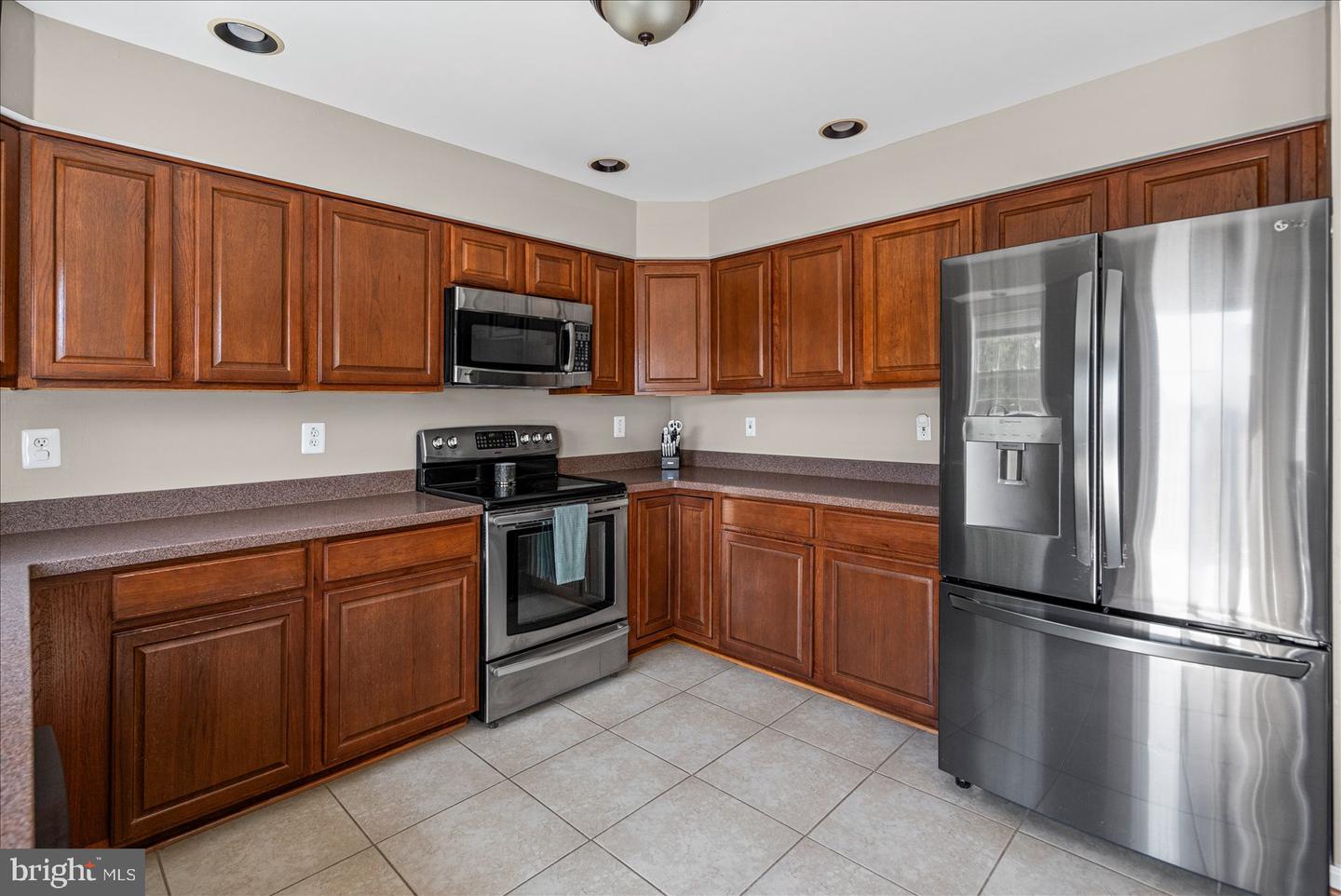 111 Cove Point Way, Perryville